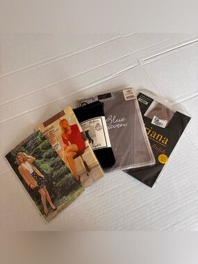 Bundle Of  5  Vintage Women  Pantyhose various  sizes, colors and brands NWT